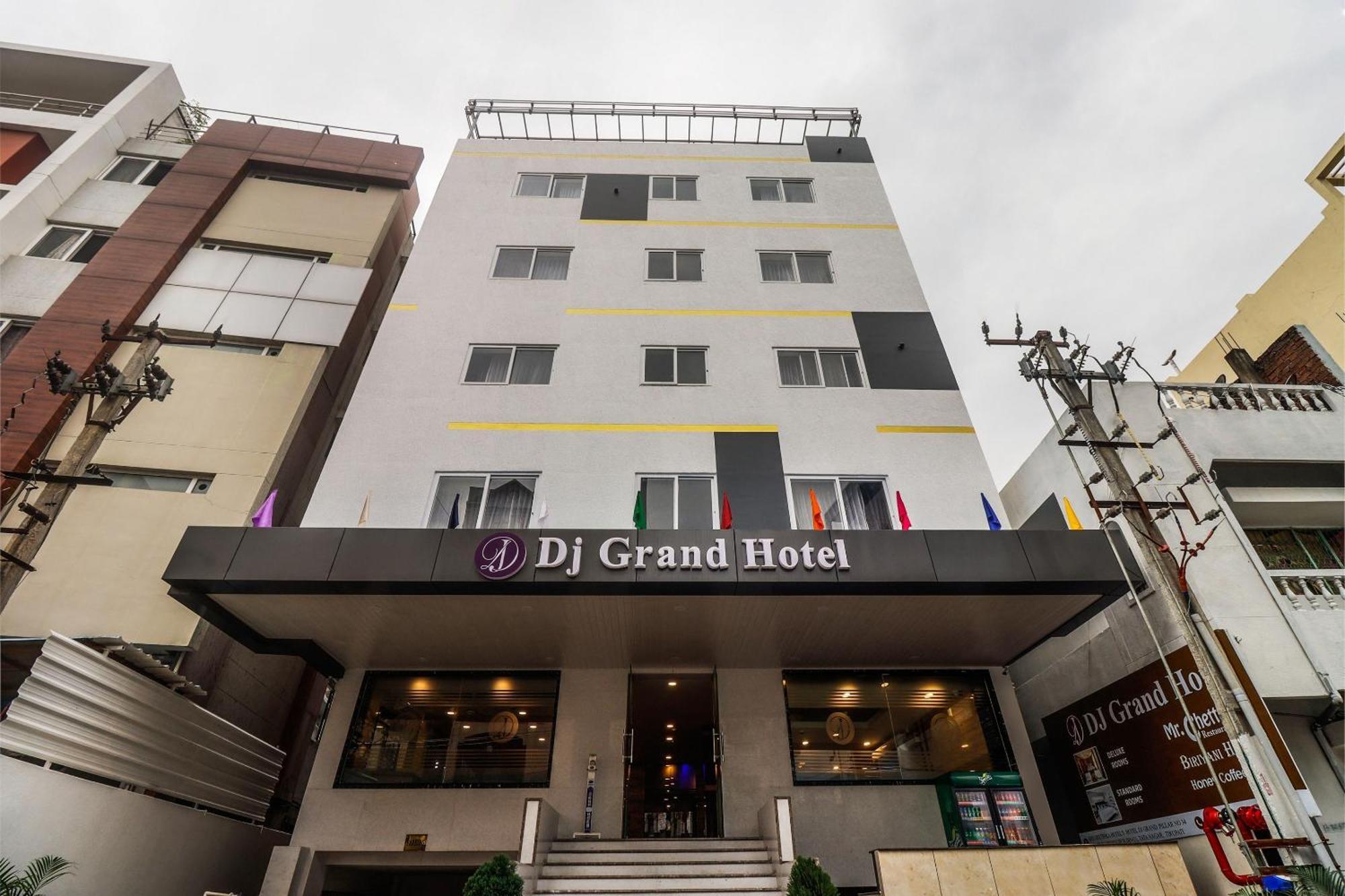 Townhouse Dj Grand Hotel Tirupati Ngoại thất bức ảnh
